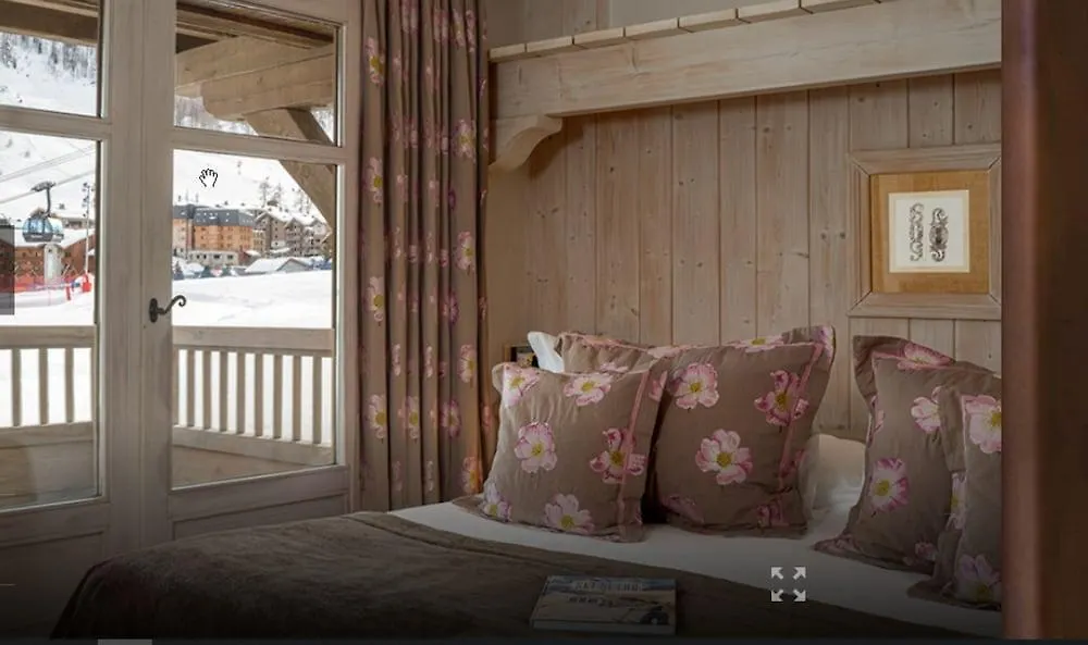 Hotel Les Barmes De L'Ours Val-dʼIsère