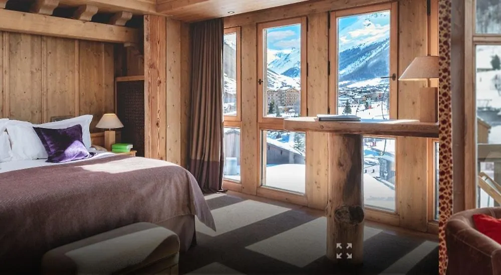 Hotel Les Barmes De L'Ours Val-dʼIsère