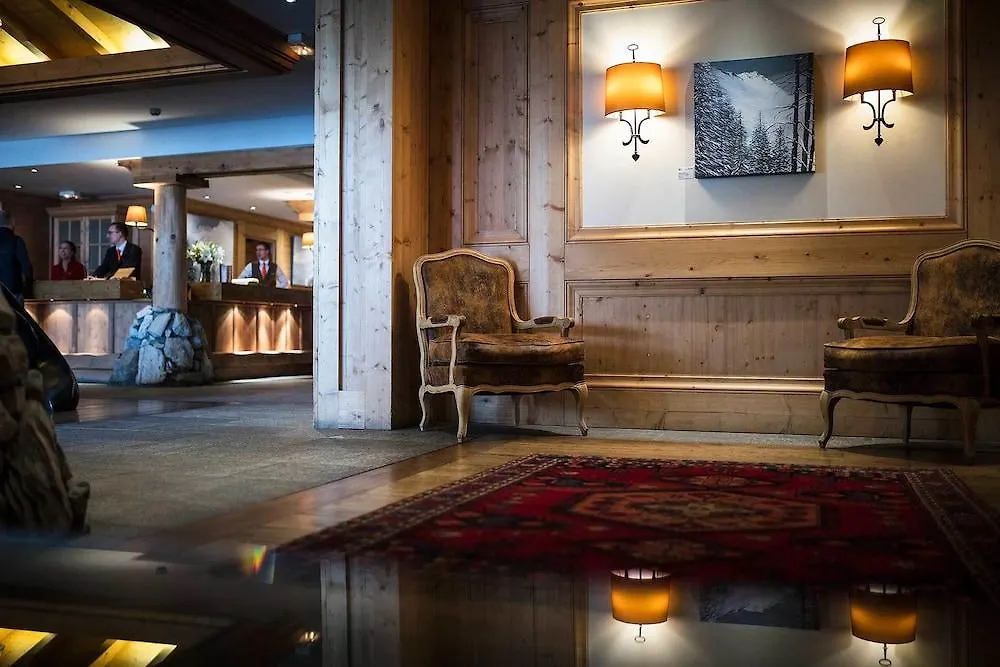 Hotel Les Barmes De L'Ours Val-dʼIsère