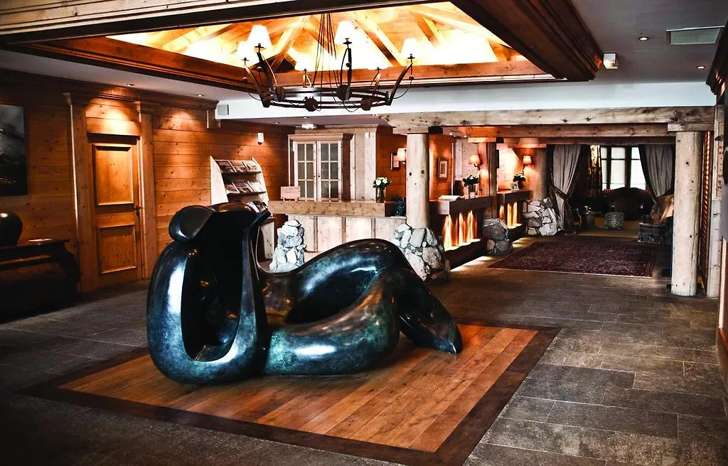 Hotel Les Barmes De L'Ours Val-dʼIsère