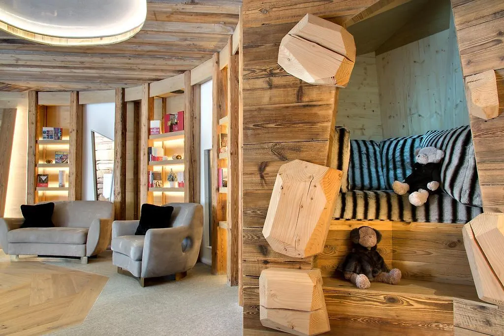 Hotel Les Barmes De L'Ours Val-dʼIsère 5*,  Francia