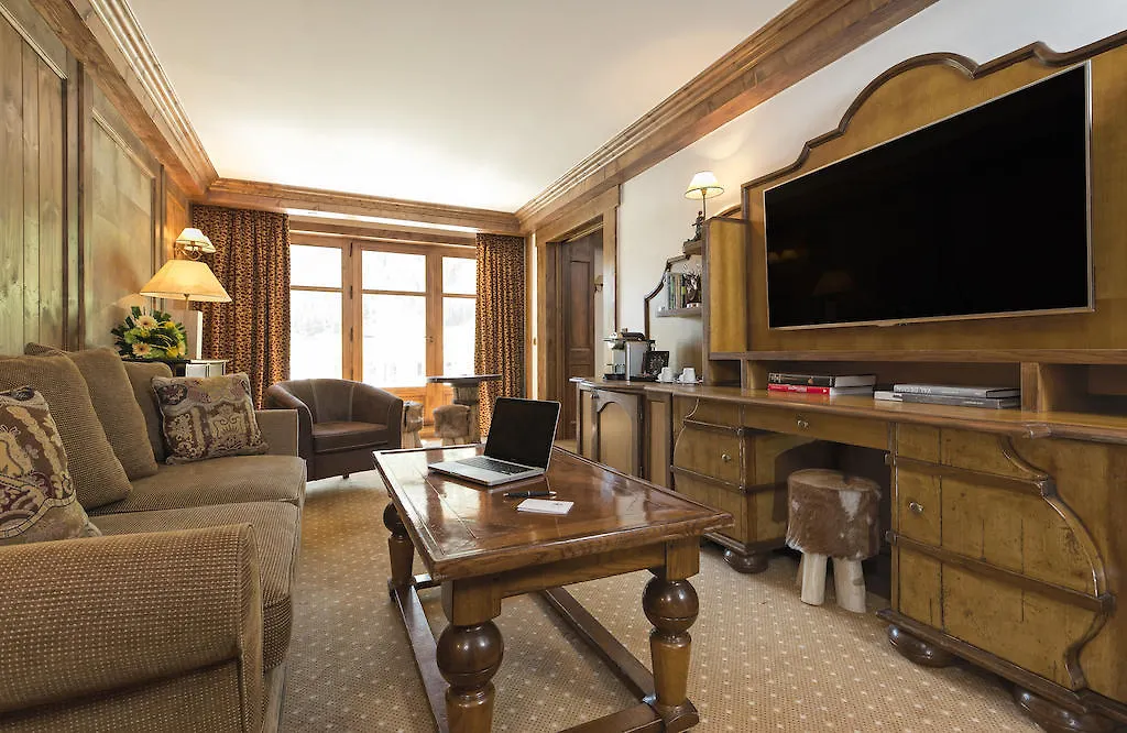 Hotel Les Barmes De L'Ours Val-dʼIsère