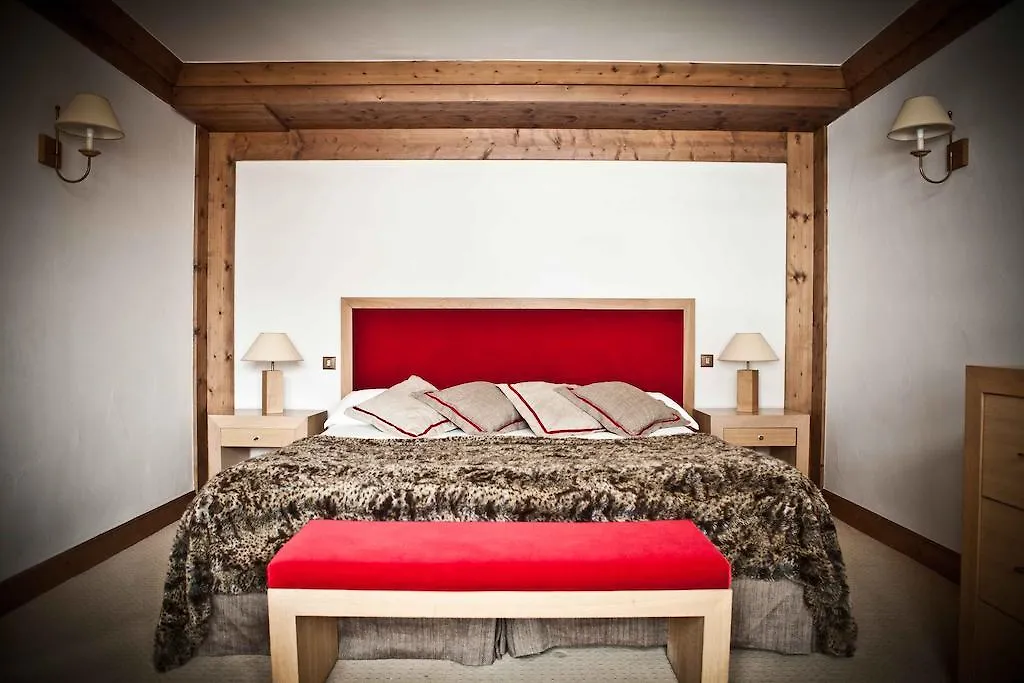 Hotel Les Barmes De L'Ours Val-dʼIsère