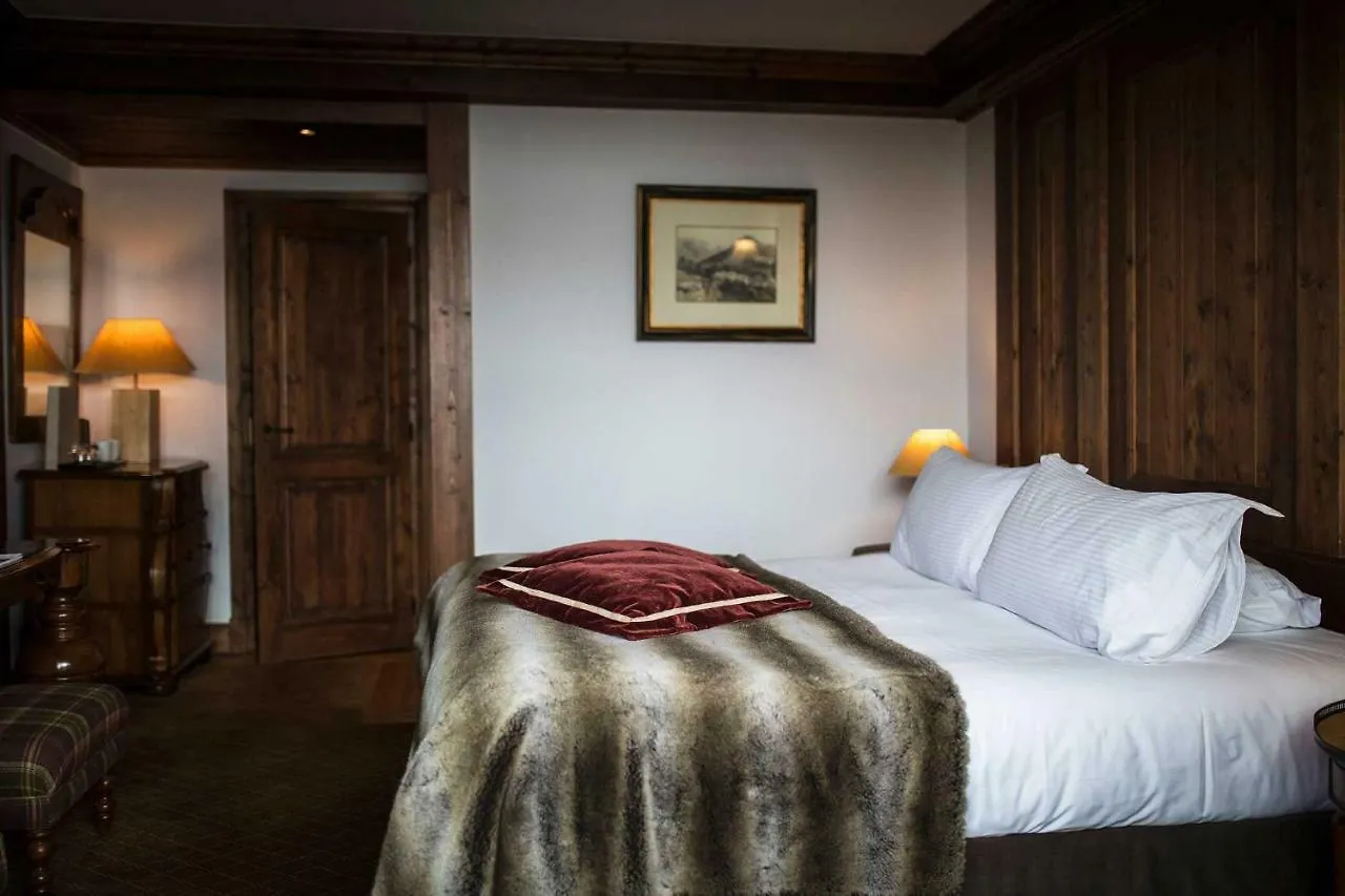 Hotel Les Barmes De L'Ours Val-dʼIsère
